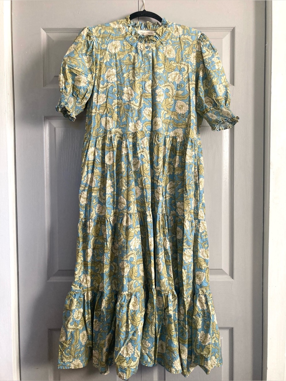 Tiered floral midi dress